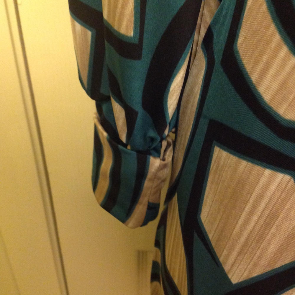 Co-me Como "Wrap" Dress - Picture 4 of 6